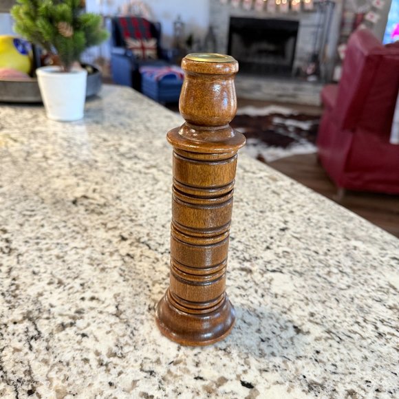 Mid Century wood candlestick holder napkin ring combo - Picture 10 of 13